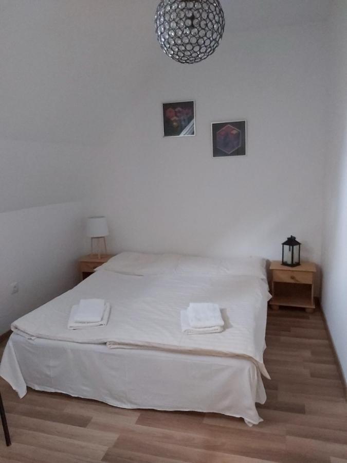 Platanus Vendeghaz Zamardi Bed and Breakfast Eksteriør billede